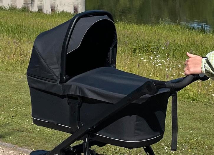 Thule Bassinet voor Urban Glide 3, Urban Glide 4 & Spring 2, Kinderen en Baby's, Buggy's, Zo goed als nieuw, Ophalen