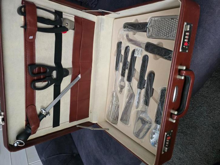 Cookworld professionele messenset-compleet -nieuw in luxe, Huis en Inrichting, Keuken | Bestek, Zo goed als nieuw, Ophalen