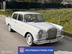 Mercedes-Benz 200D | 1968 | Route 66 Auctions, Auto's, Oldtimers, Zwart, Mercedes-Benz, Bedrijf, Handgeschakeld