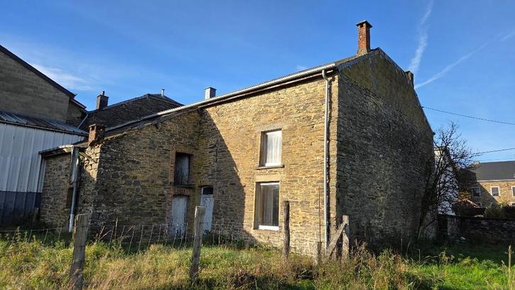 FAYS-LES-VENEURS: Stenen woning met schuur, 3a40ca, …, Immo, Huizen en Appartementen te koop, Provincie Luxemburg, 200 tot 500 m²