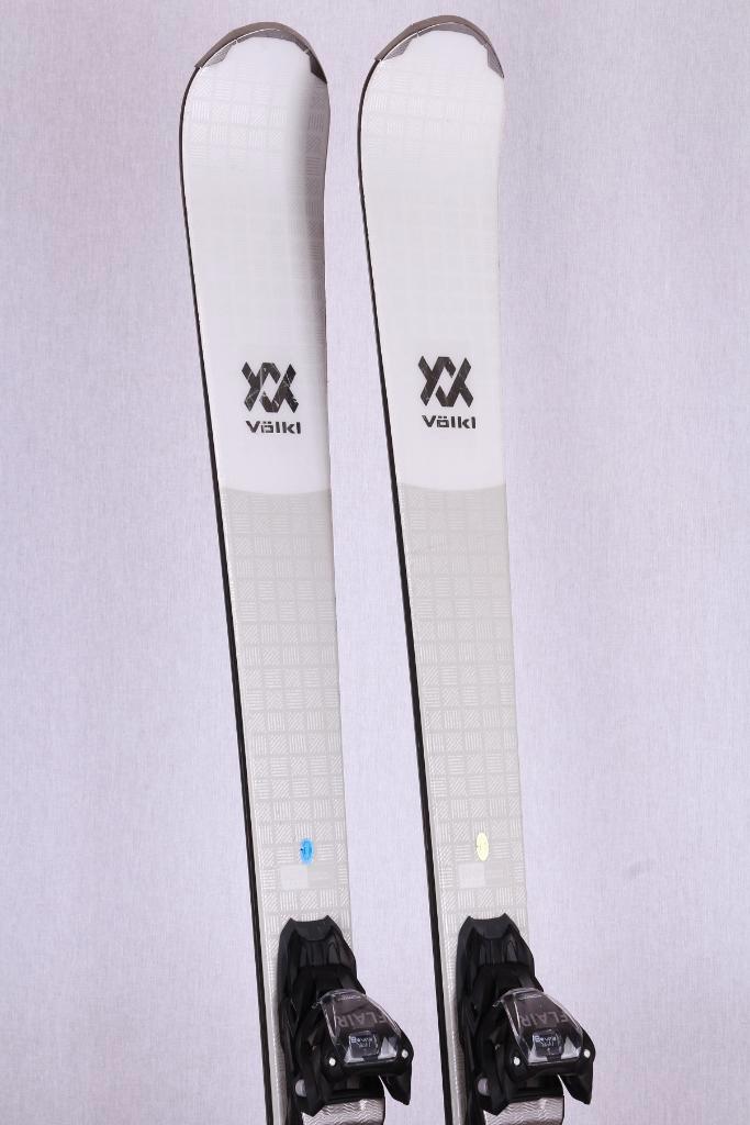 153 skis pour femmes VOLKL FLAIR SC 2023, Sports & Fitness, Ski & Ski de fond, Utilisé, Skis, Carving, Enlèvement ou Envoi