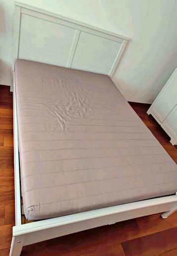 Superbe lit en bois blanc 140cmx200cm avec sommiers neuf, Enlèvement, Comme neuf, Blanc, Bois