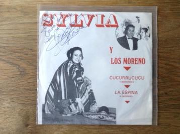 single sylvia y los moreno beschikbaar voor biedingen