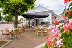 Compleet terras 24 stoelen incl kussens en 6 tafels rond 80, Ophalen, Gebruikt, Wicker