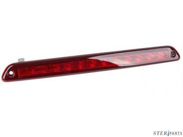Derde remlicht Mercedes-Benz Sprinter W906 A 9068200456 beschikbaar voor biedingen
