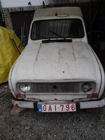 Vends fourgonnette Renault R4 F6