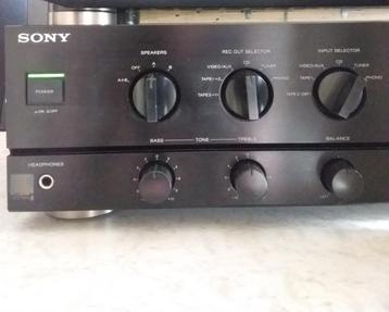 Sony TA-F210 Stereo Versterker beschikbaar voor biedingen