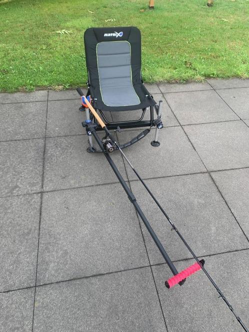 Feederstoel Matrix / feederhengel Guru, Watersport en Boten, Hengelsport | Witvissen, Zo goed als nieuw, Complete set, Ophalen