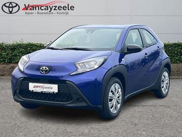 Toyota Aygo X play+comfortpack+cam+applecarp  beschikbaar voor biedingen
