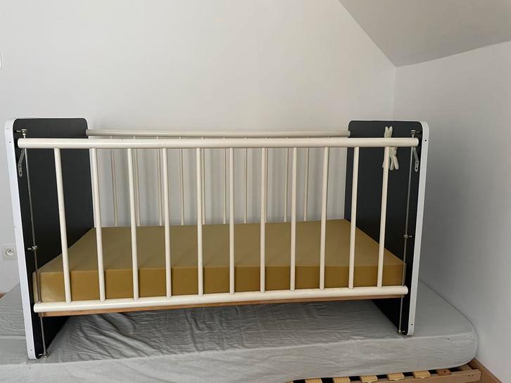 Retrobedje Bambily, Kinderen en Baby's, Babywiegjes en Ledikanten, Gebruikt, Ledikant, Ophalen