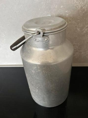 RVS Melkkan 3 liter beschikbaar voor biedingen
