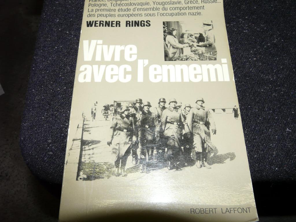 VIVRE AVEC L'ENNEMI, Livres, Guerre & Militaire, Comme neuf, Armée de terre, Deuxième Guerre mondiale, Envoi