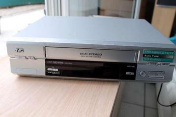 JVC Videorecorder met 36 cassettes beschikbaar voor biedingen