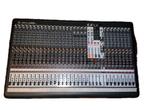 Behringer XENYX XL3200, 20 kanalen of meer, Microfooningang