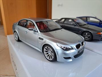 BMW 5-serie M5 E60 grijs 1/18 OT426 Otto Nieuw