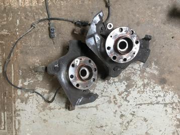 ROULEMENT DE ROUE AVANT OPEL CORSA D beschikbaar voor biedingen