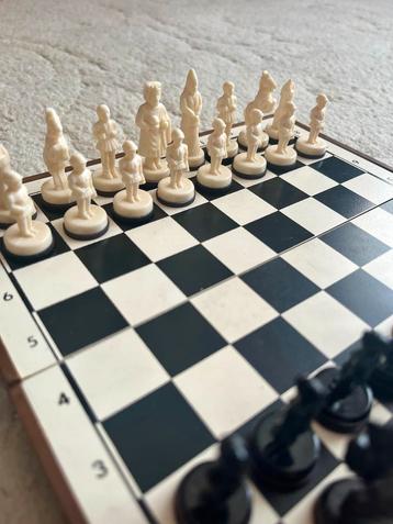 Magnetisch schaakbord in goede staat (20x20cm)
