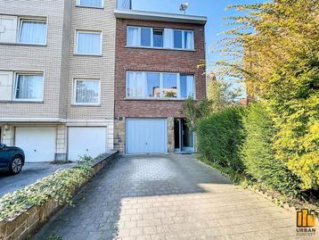 Maison à vendre à Bruxelles, 3 chambres beschikbaar voor biedingen