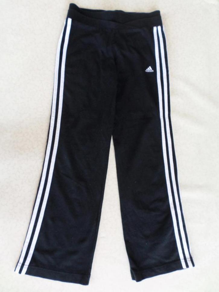 Adidas Joggingbroek Trainingslegging Sportkleding zwart log, Kinderen en Baby's, Kinderkleding | Maat 134, Gebruikt, Jongen of Meisje
