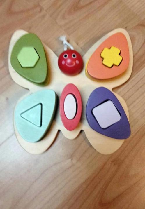 puzzle de tri Janod/papillon / jouet en bois, Enfants & Bébés, Jouets | Éducatifs & Créatifs, Comme neuf, Bricolage, Construction
