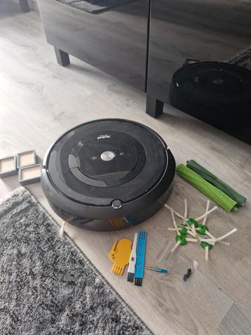 Aspirateur robot roomba e5, Electroménager, Enlèvement, Comme neuf, Aspirateur