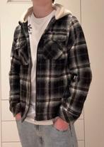 Wolle geruite vest, Ophalen, Zo goed als nieuw