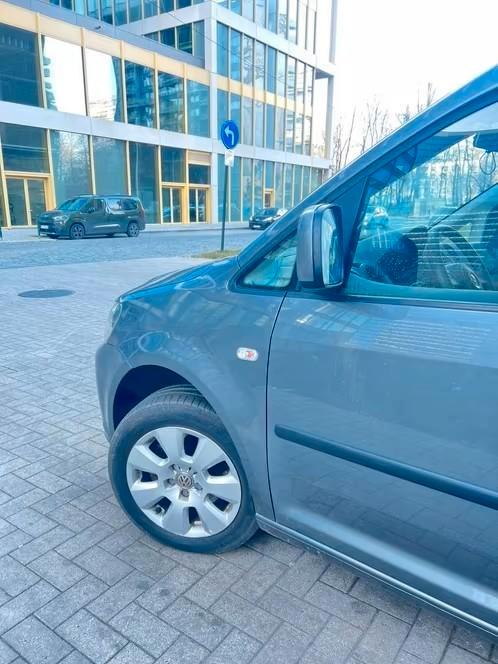 Vw Caddy Maxi 7 places, Autos, Volkswagen, Particulier, Caddy Maxi, ABS, Airbags, Air conditionné, Alarme, Apple Carplay, Bluetooth