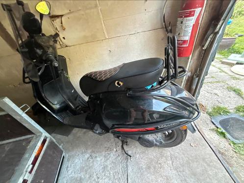 Vespa sprint a klasse  rijd nu niet, Fietsen en Brommers, Scooters | Vespa, Gebruikt, Vespa S, Klasse A (25 km/u), Benzine, Ophalen