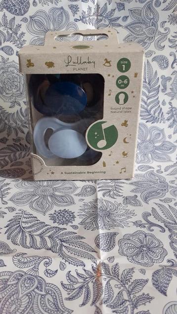deux tetines neuve lullaby planet taille 1 de 0 a 6 mois  beschikbaar voor biedingen