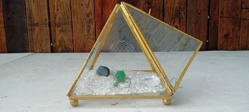pyramide en metal, Verzamelen, Mineralen en Fossielen, Overige typen, Ophalen