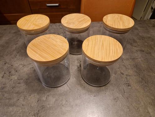 Bocaux en verre et bambou de 1 litre, Huis en Inrichting, Keuken | Servies, Zo goed als nieuw, Overige typen, Glas, Ophalen of Verzenden
