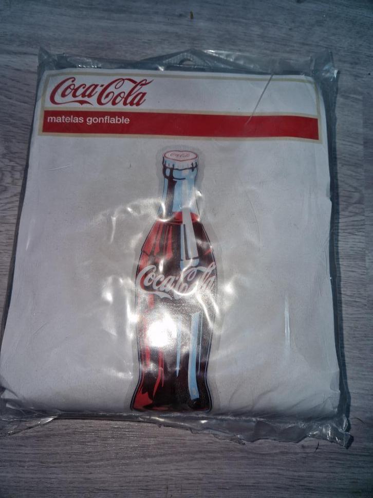 Opblaasbaar matras met Coca-Cola-fles, Verzamelen, Merken en Reclamevoorwerpen, Nieuw, Overige typen, Ophalen of Verzenden