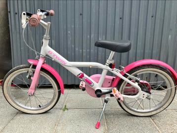 Velo decathlon fille beschikbaar voor biedingen