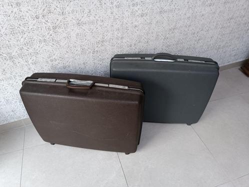 2 x Samsonite koffers (goede staat), Handtassen en Accessoires, Koffers, Gebruikt, Hard kunststof, 60 tot 70 cm, 45 tot 55 cm