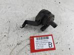 WATERPOMP Mercedes-Benz C (W205) (A2118350028), Auto-onderdelen, Gebruikt, Mercedes-Benz