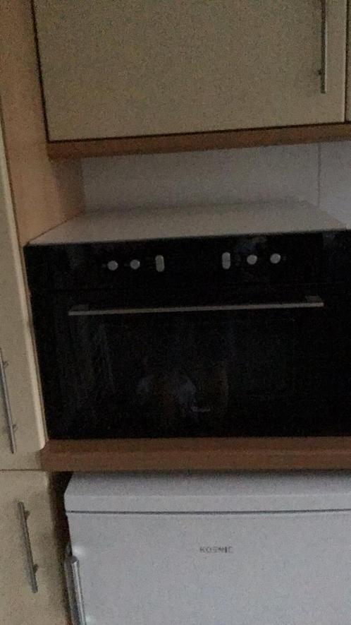 Whirlpool Combi microgolf oven voor inbouw, Elektronische apparatuur, Microgolfovens, Zo goed als nieuw, Inbouw, Oven, Draaiplateau