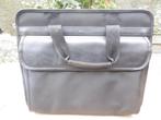 18" laptoptas, Computers en Software, Laptoptassen, Ophalen, 17 inch of meer, Gebruikt, Schoudertas