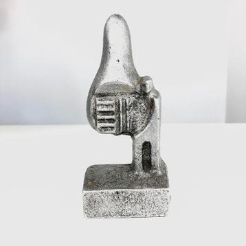 Sculptuur Boud Ceysens beschikbaar voor biedingen