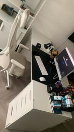 Ikea bureau, Ophalen, Zo goed als nieuw, Bureau