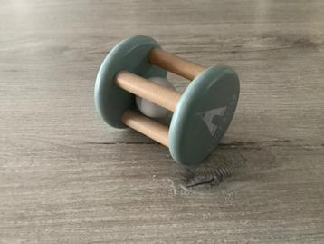Little Dutch houten rammelaar  beschikbaar voor biedingen