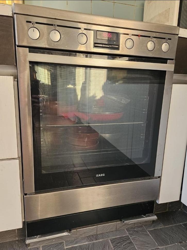 Fornuis AEG vitrokeramische kookplaten, Elektronische apparatuur, Fornuizen, Gebruikt, Vrijstaand, Elektrisch, 4 kookzones, Minder dan 85 cm