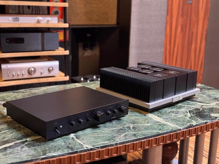 Pioneer C21 + M22 Voor/eindversterker set, Audio, Tv en Foto, Stereoketens, Gebruikt, Pioneer, Ophalen