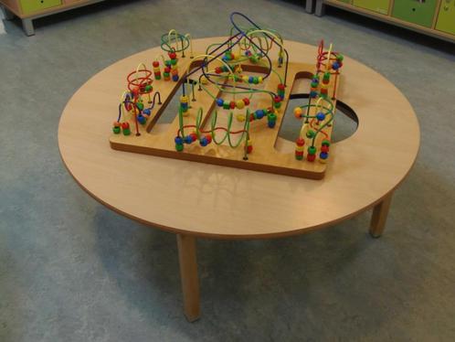 WESCO : Ronde activiteitentafel met telraamspel, Kinderen en Baby's, Kinderkamer | Tafels en Stoelen, Gebruikt, Tafel(s), Ophalen