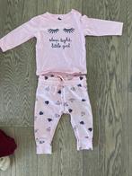 Roze pyjama maat 62 (nooit gedragen), Kinderen en Baby's, Meisje, Ophalen of Verzenden, Zo goed als nieuw, Nacht- of Onderkleding