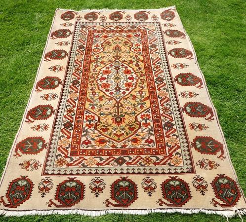 Ancien Tapis Tribal d’Orient MilleFleurs Fin XIXème Siècle, Antiquités & Art, Tapis & Textile, Enlèvement ou Envoi