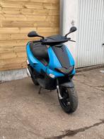 Gilera runner 70cc watergekoeld a klasse papieren, Fietsen en Brommers, Ophalen, Zo goed als nieuw