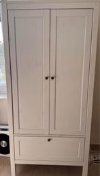 IKEA SUNDVIK kinderkledingkast – wit, 2 deuren + 1 lade, Ophalen, Zo goed als nieuw