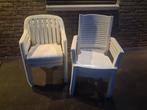 7 witte tuinstoelen, Ophalen, Gebruikt