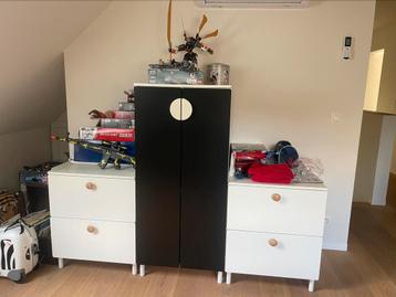 Småstad kleerkast kinderen, Enlèvement, Comme neuf