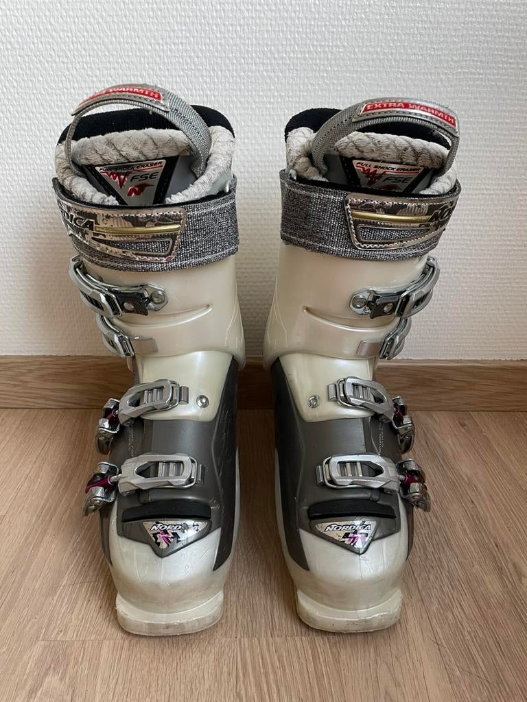 Skischoenen Nordica Hot rod 70w, 22.5-23.5, Ophalen, Gebruikt, Schoenen, Nordica